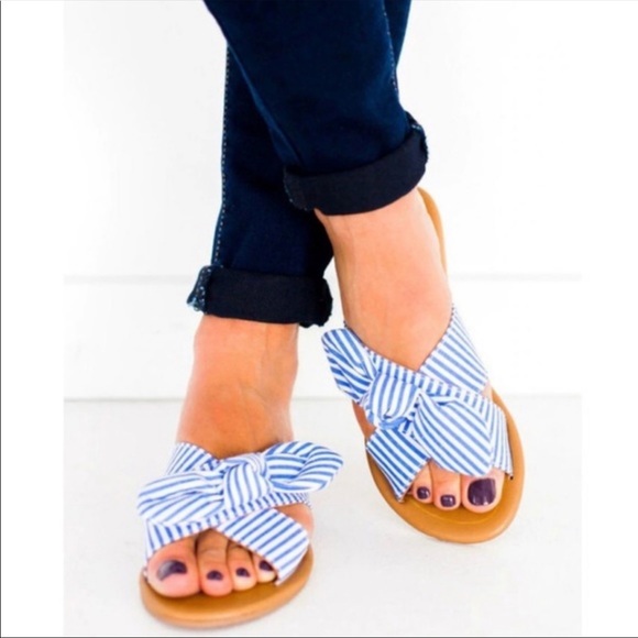 Striped Bow Sandals - Picture 2 of 3